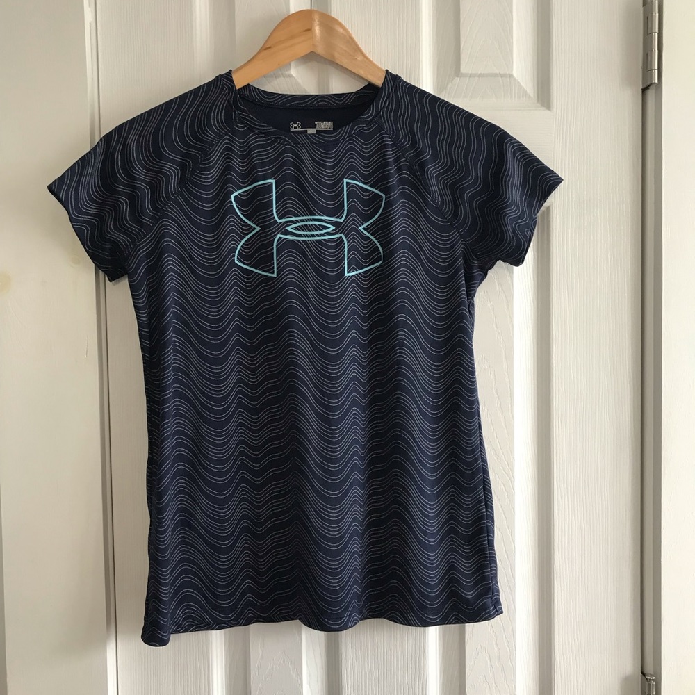 Under Armor t shirt
